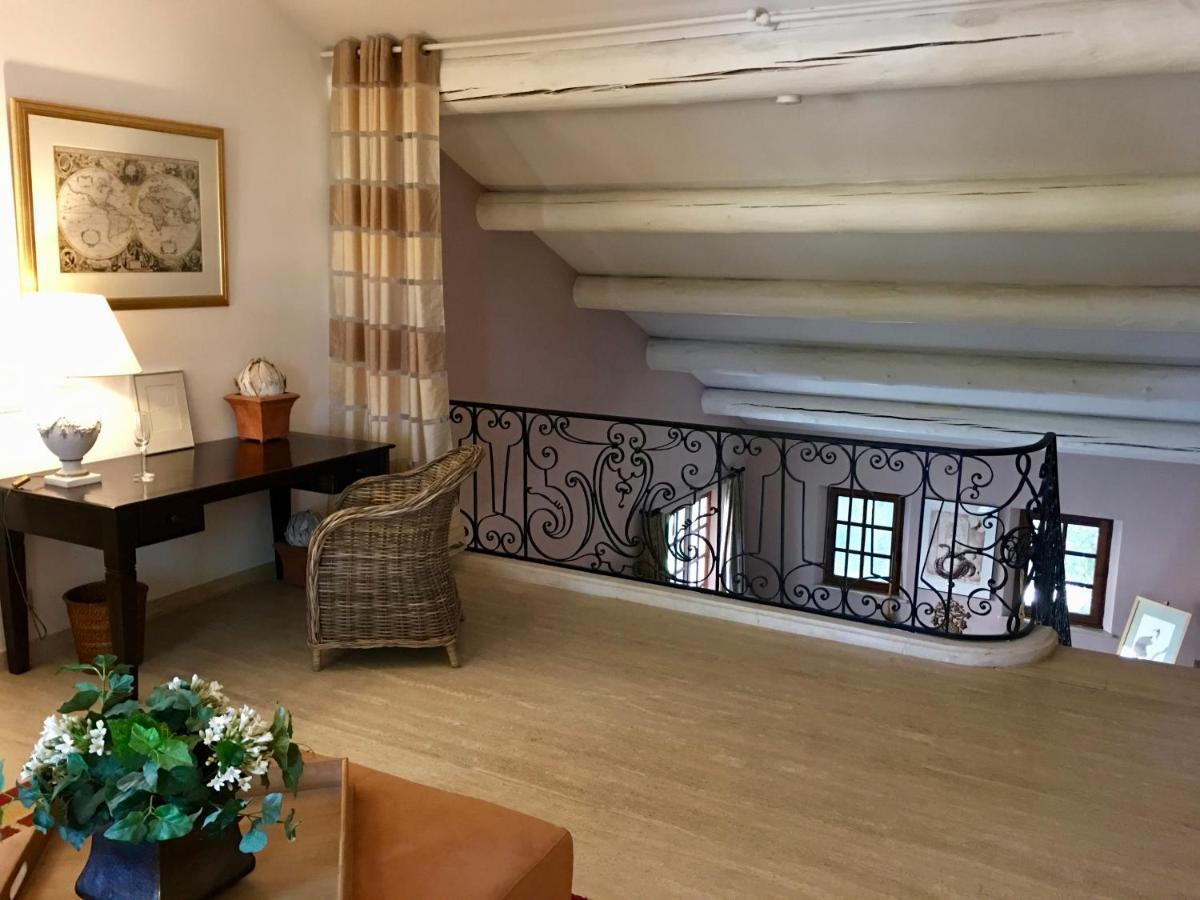 Villa Mas St Jean Noves Εξωτερικό φωτογραφία